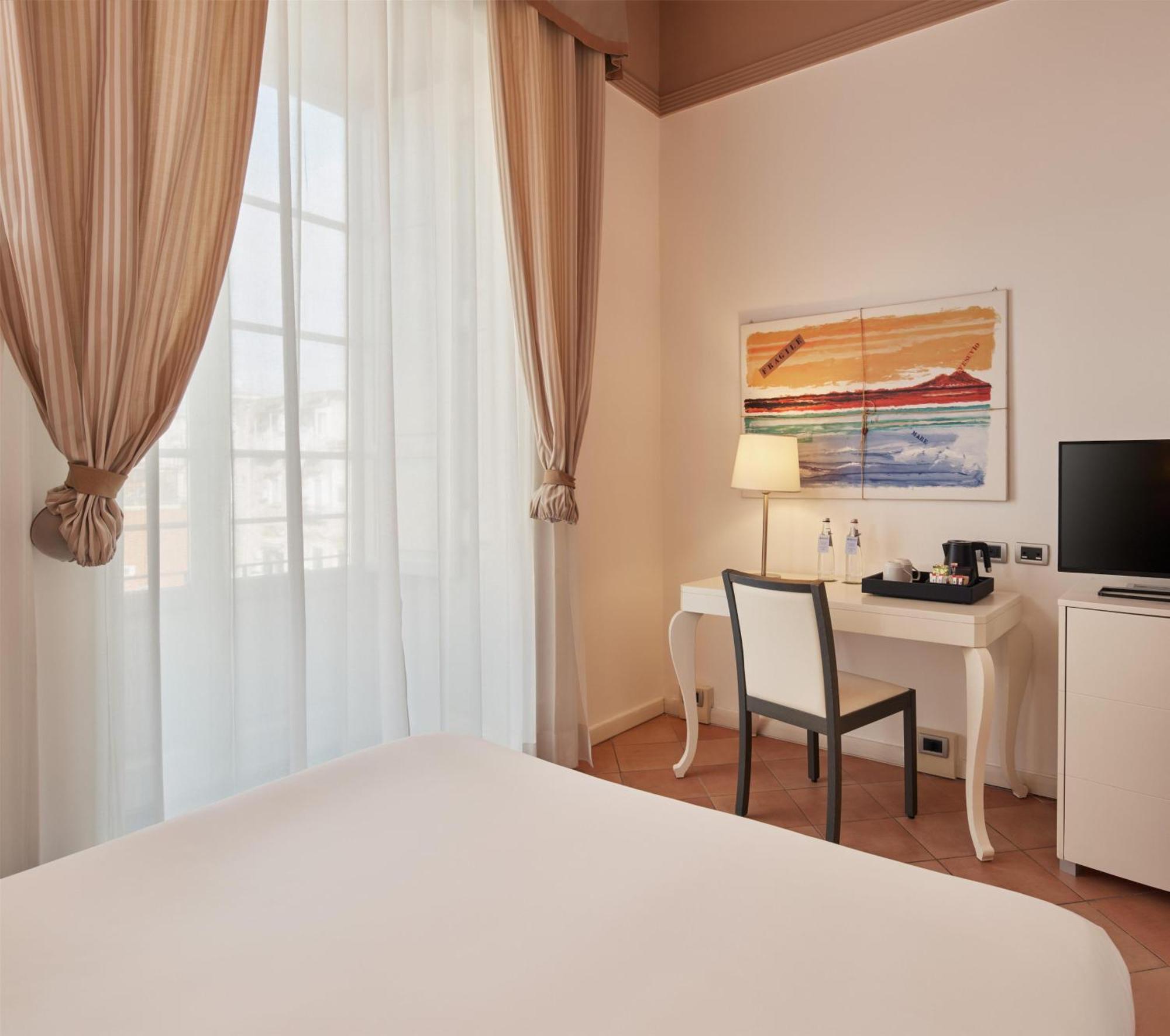 Queen Room
